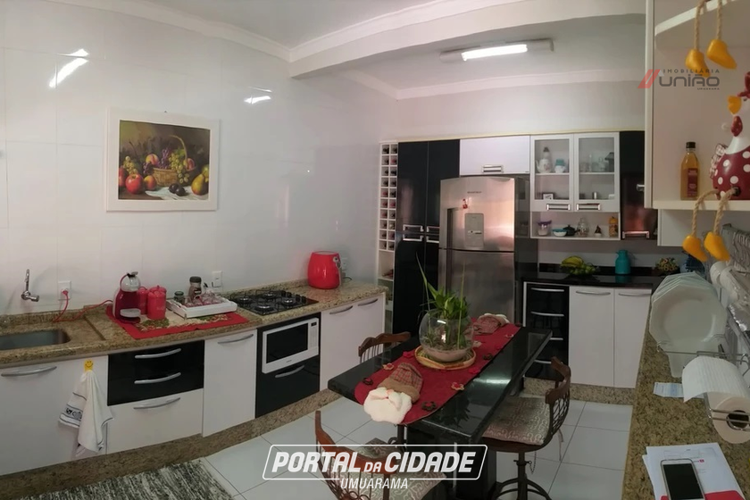 Casa &agrave; venda - 300m&sup2; - Zona II