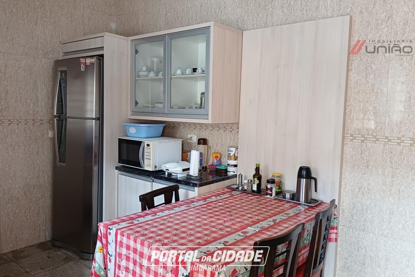 Casa &agrave; venda - Zona VI