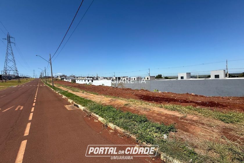 Terreno &agrave; venda - 250m&sup2; - JARDIM PANORAMA