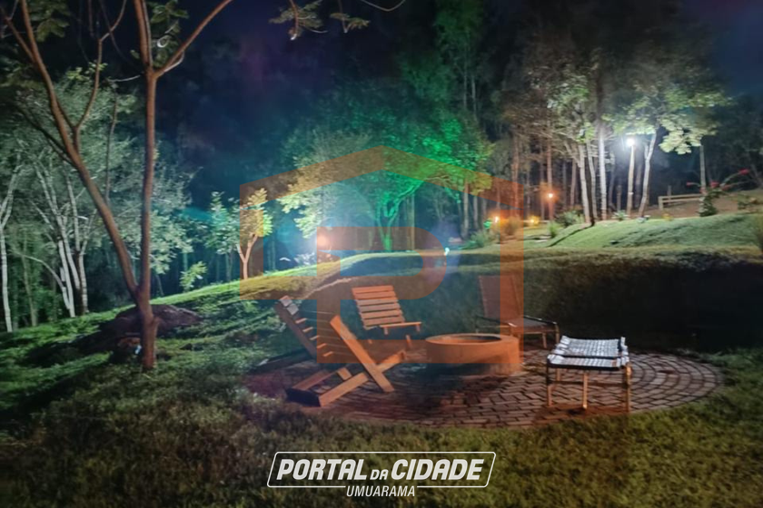 Ch&aacute;cara &agrave; venda - 5400m&sup2; - Zona Rural