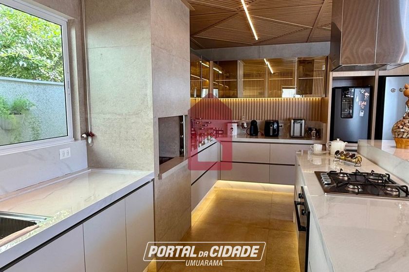 Casa &agrave; venda - 688m&sup2; - Condom&iacute;nio Residencial Soleil