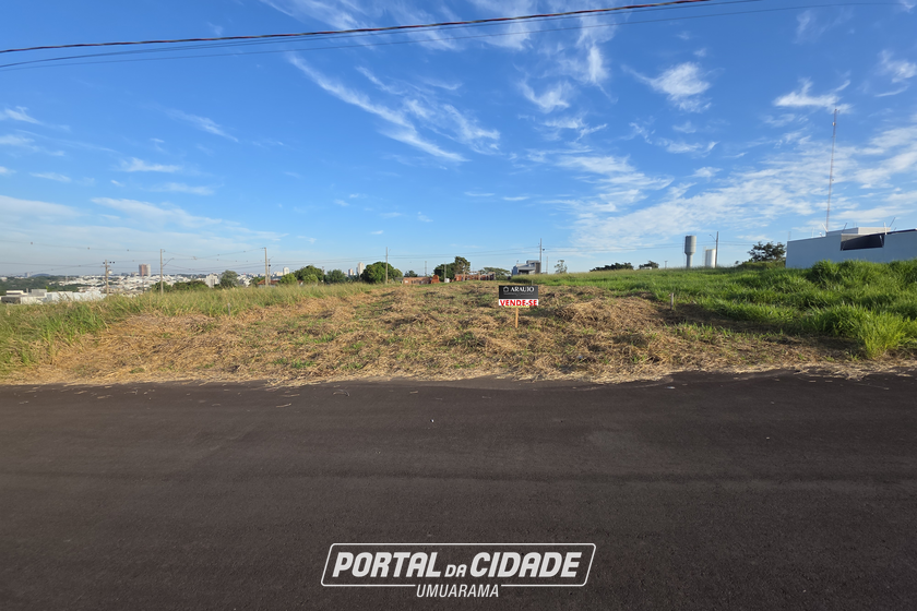 Terreno &agrave; venda - 376m&sup2; - Parque Firenze
