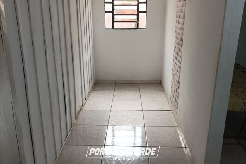 Casa &agrave; venda - 100m&sup2; - Jardim Colibri