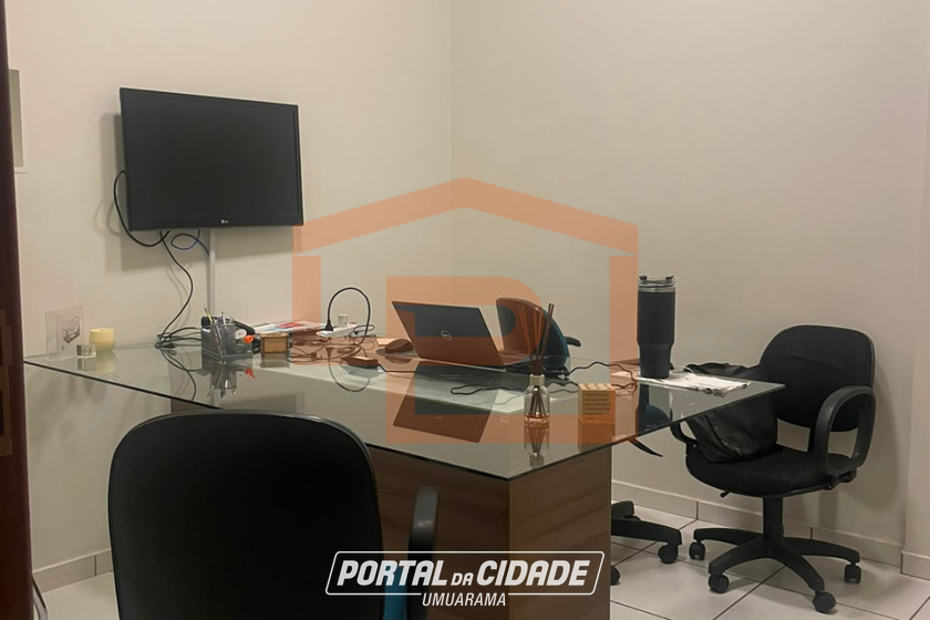 Sala Comercial para alugar - 170m&sup2; - Zona III