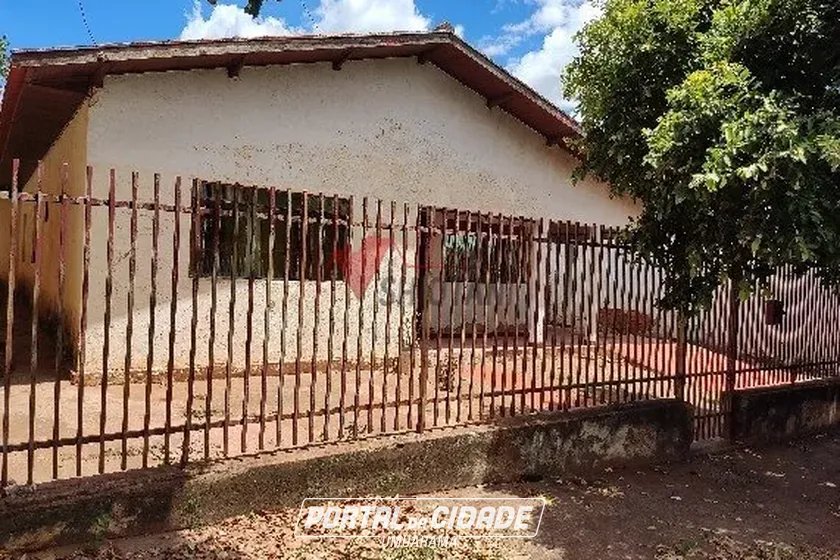 Casa &agrave; venda - Zona VII