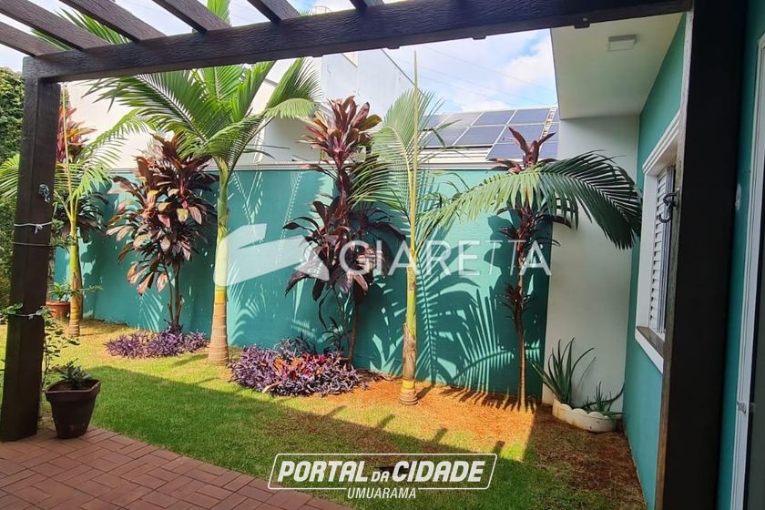 Casa &agrave; venda - 204m&sup2; - JARDIM PANCERA