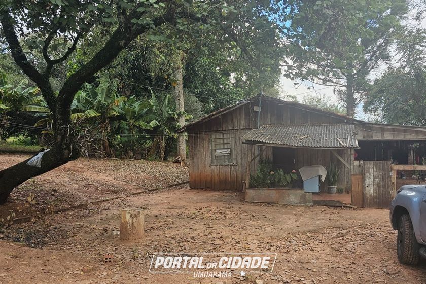 Ch&aacute;cara &agrave; venda - 42088m&sup2; - PARQUE LAGO AZUL