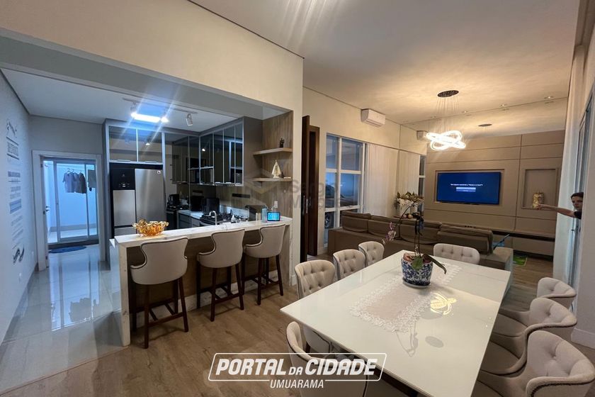 Casa &agrave; venda - 275m&sup2; - Condom&iacute;nio Royal Garden