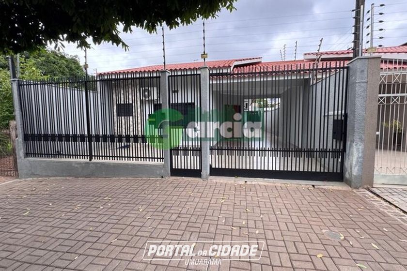 Casa &agrave; venda - 239m&sup2; - Zona I-A