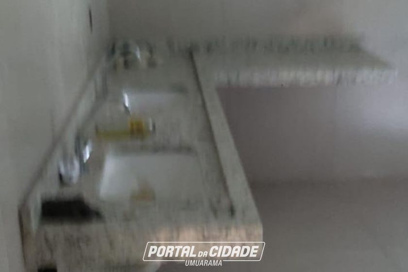 Sal&atilde;o Comercial &agrave; venda - 640m&sup2; - Zona Armazem