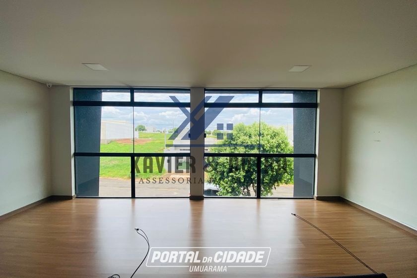 Sal&atilde;o Comercial &agrave; venda - 246m&sup2; - Parque Residencial Metropolitano