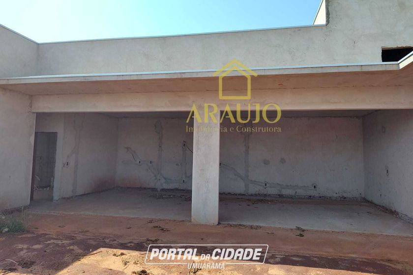 Casa &agrave; venda - 200m&sup2; - Porto Camargo