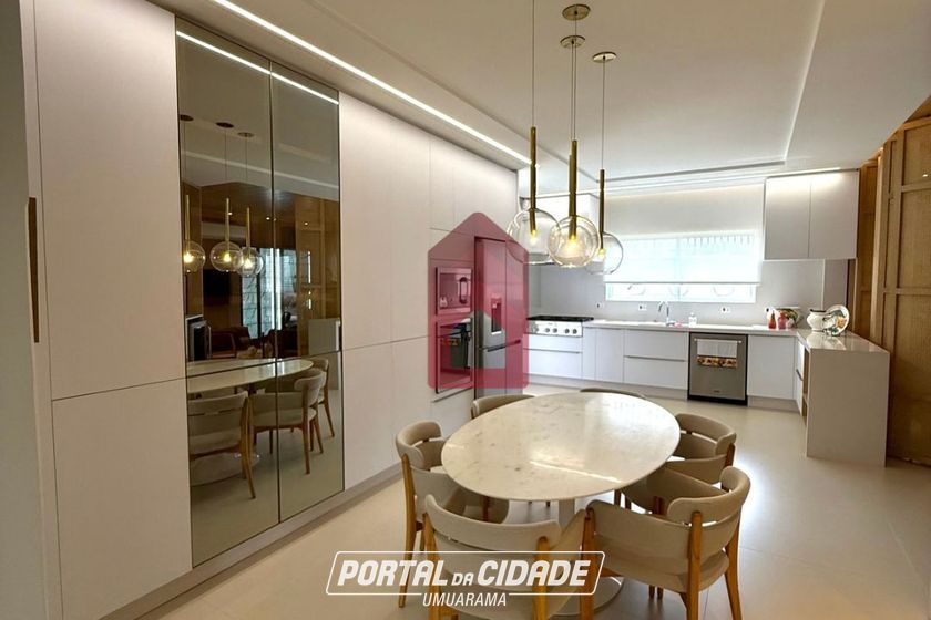 Casa &agrave; venda - 688m&sup2; - Condom&iacute;nio Residencial Soleil