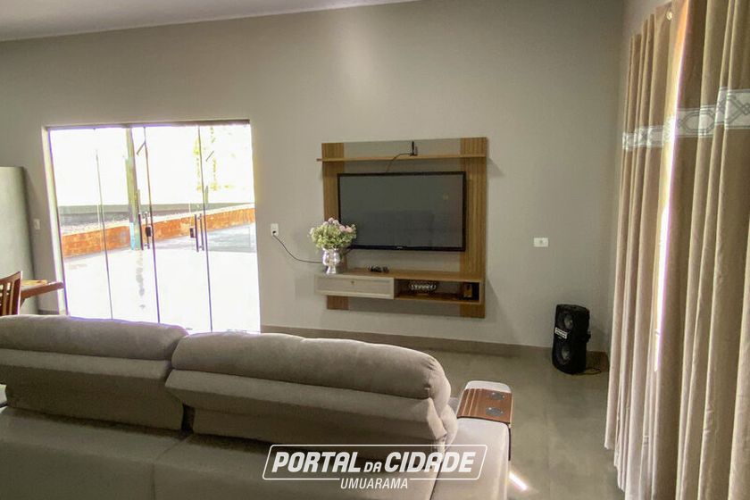 Ch&aacute;cara &agrave; venda - 40m&sup2; - -