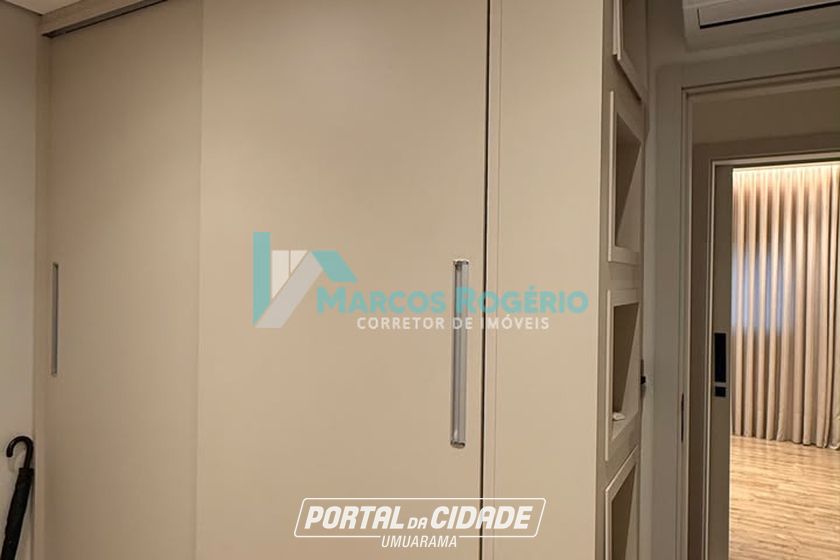 Apartamento &agrave; venda - 180m&sup2; - Zona III