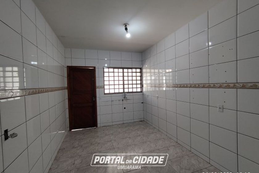 Casa &agrave; venda - Zona III