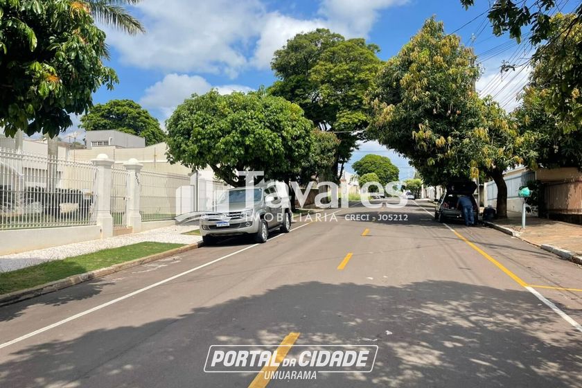 Terreno &agrave; venda - 245m&sup2; - Zona II