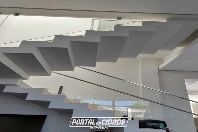 Sobrado &agrave; venda - Zona VII