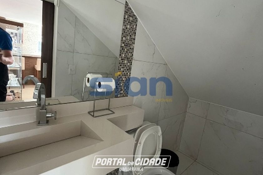Casa &agrave; venda - 340m&sup2; - 