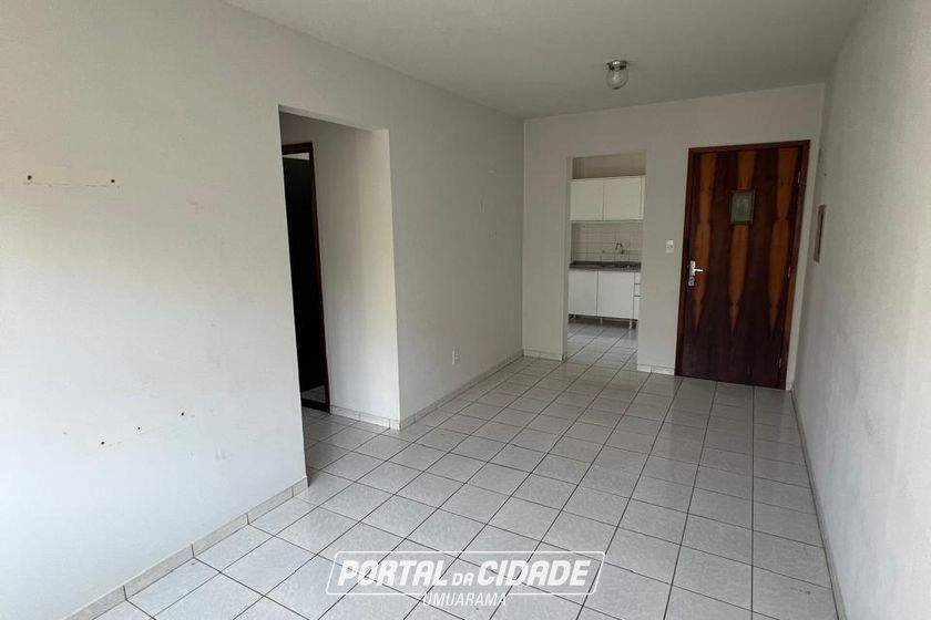 Apartamento para alugar - 60m&sup2; - Zona III