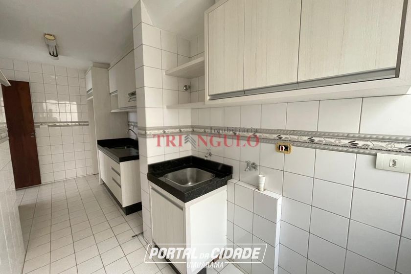 Apartamento &agrave; venda - 77m&sup2; - ZONA II