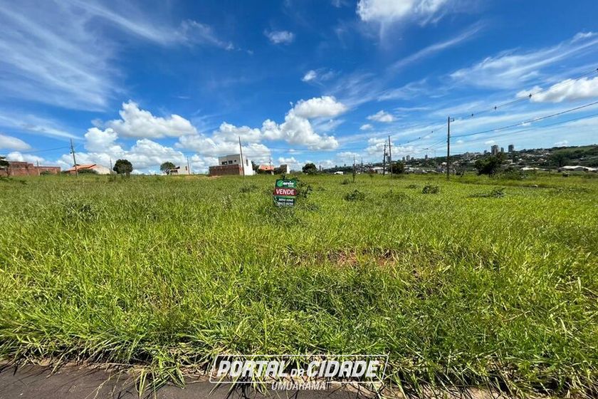 Terreno &agrave; venda - 200m&sup2; - -