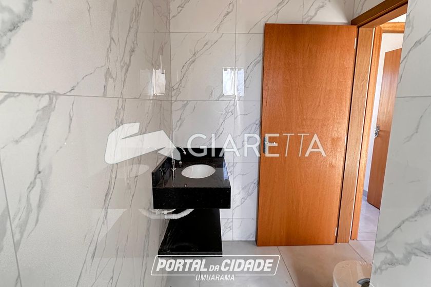 Casa &agrave; venda - 49m&sup2; - JARDIM PINHEIRINHO