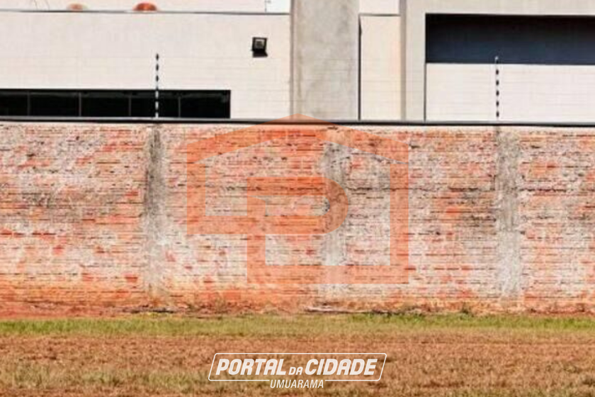 Terreno &agrave; venda - 467m&sup2; - Royal Golf