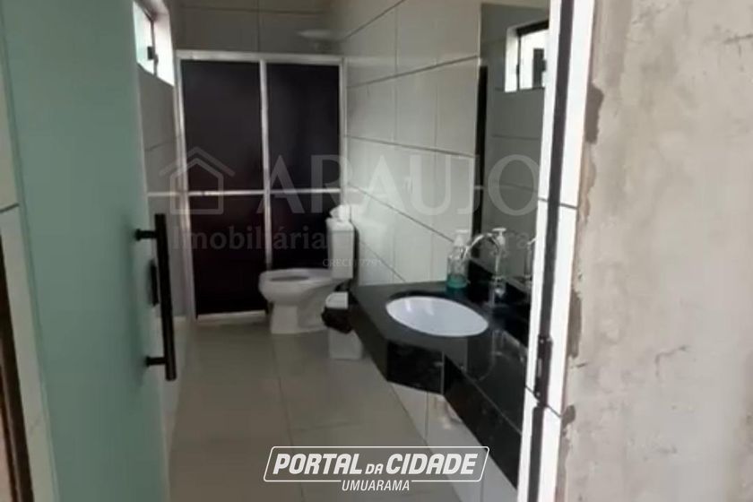 Sobrado &agrave; venda - 600m&sup2; - Centro