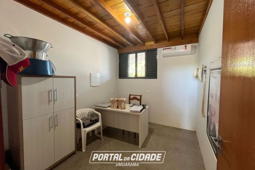 Ch&aacute;cara &agrave; venda - 