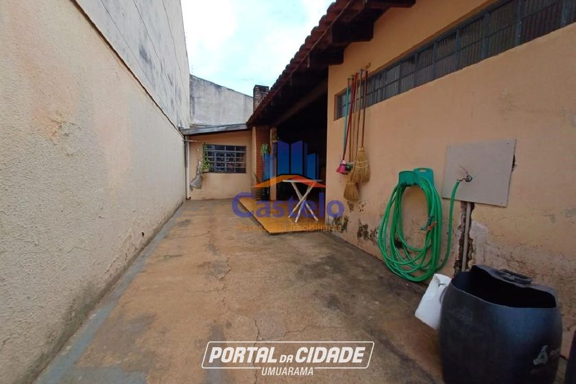 Sala Comercial &agrave; venda - 200m&sup2; - Zona III