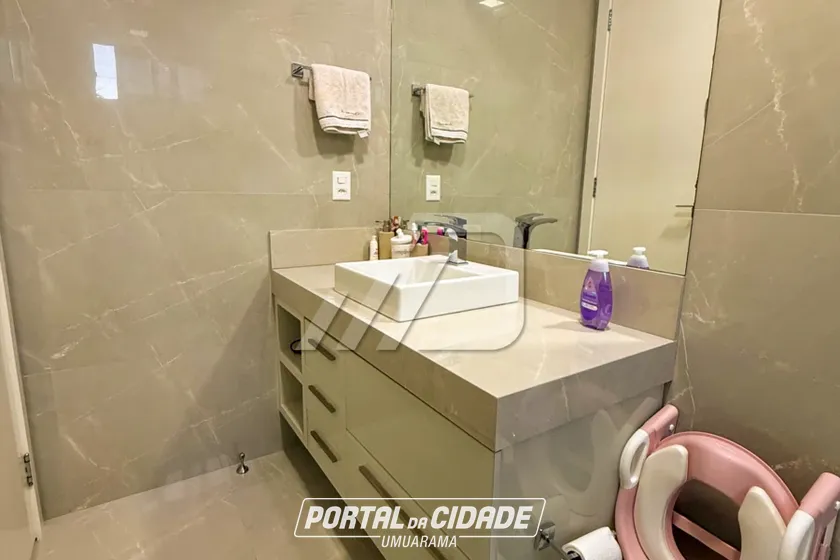 Casa &agrave; venda - 280m&sup2; - Zona VII