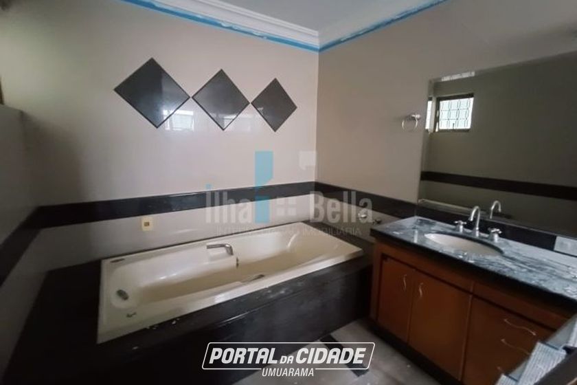 Sal&atilde;o Comercial para alugar - Zona III