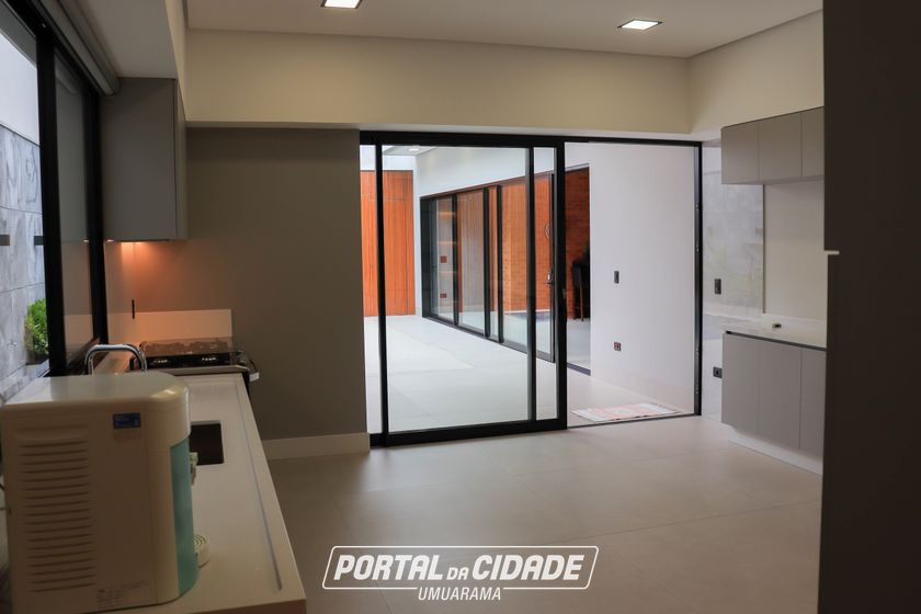 Casa &agrave; venda - 420m&sup2; - Condom&iacute;nio Europark