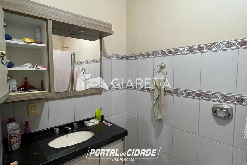 Casa &agrave; venda - 207m&sup2; - VILA INDUSTRIAL