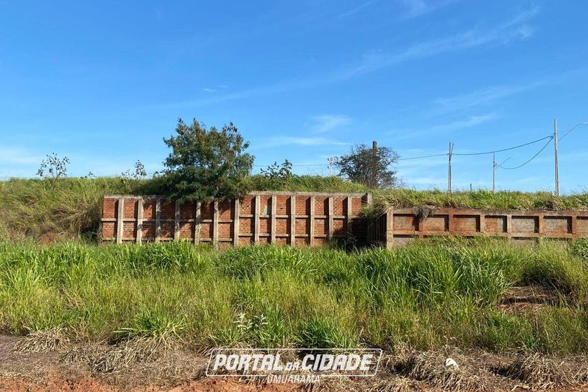 Terreno &agrave; venda - 222m&sup2; - Parque &Ocirc;nix