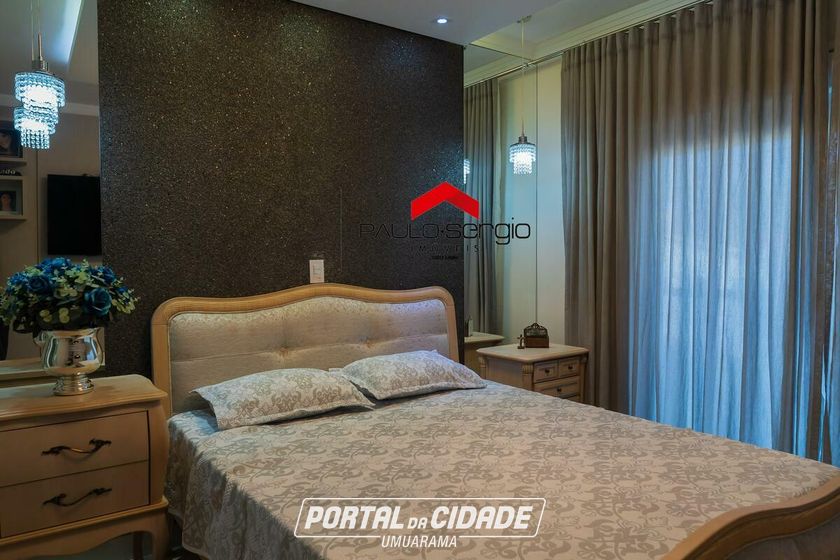 Sobrado &agrave; venda - 600m&sup2; - Zona II