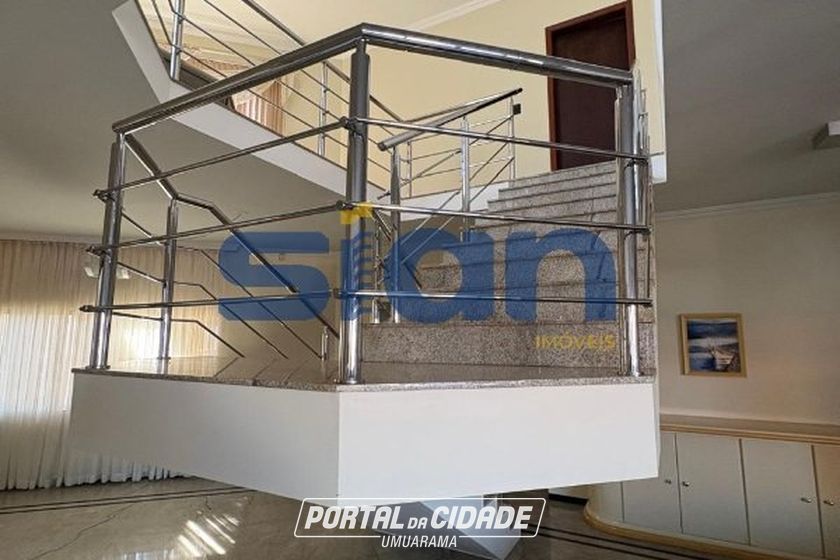 Casa para alugar - 350m&sup2; - Zona III
