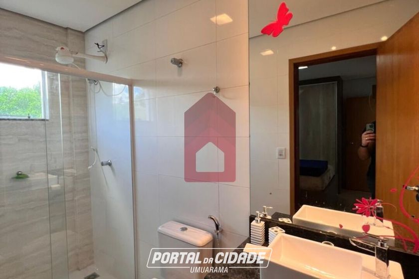 Sobrado &agrave; venda - 215m&sup2; - Centro