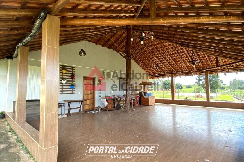Ch&aacute;cara &agrave; venda - 5123m&sup2; - Serra dos Dourados