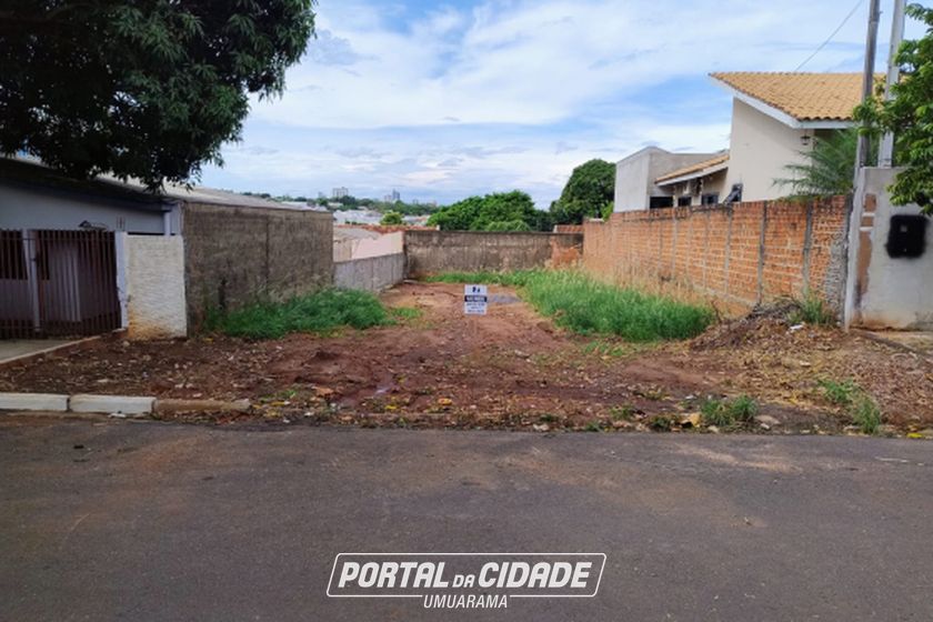 Terreno &agrave; venda - 330m&sup2; - San Remo