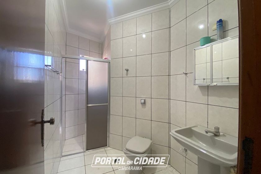 Casa &agrave; venda - 218m&sup2; - ZONA I-A