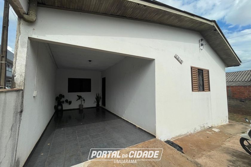 Casa &agrave; venda - 96m&sup2; - CONJUNTO RESIDENCIAL OURO PRETO