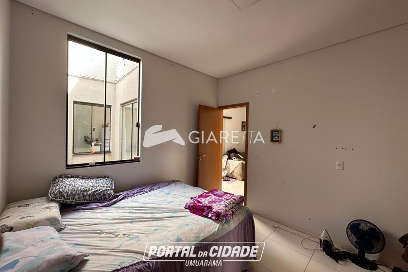 Casa &agrave; venda - 50m&sup2; - JARDIM PINHEIRINHO