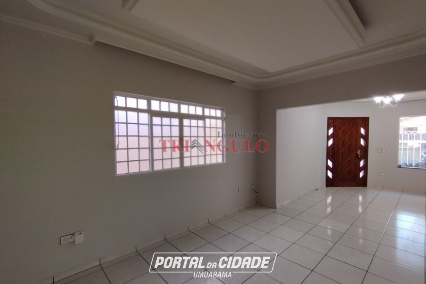 Casa &agrave; venda - 144m&sup2; - ZONA III