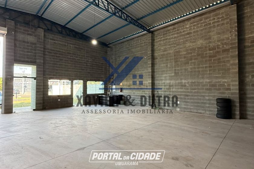 Sal&atilde;o Comercial para alugar - 640m&sup2; - Zona Armaz&eacute;m