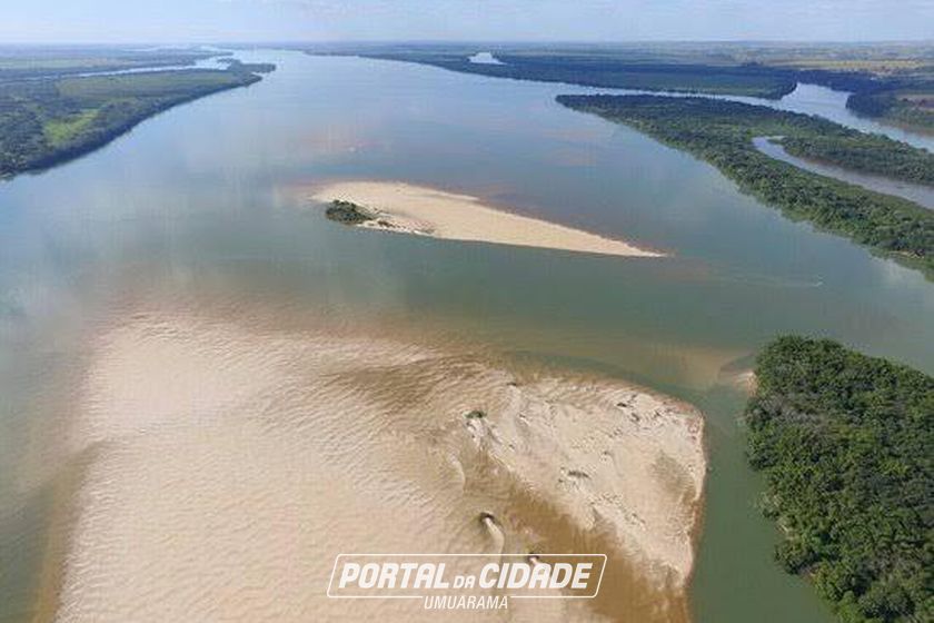 Terreno &agrave; venda - 525m&sup2; - Porto Camargo