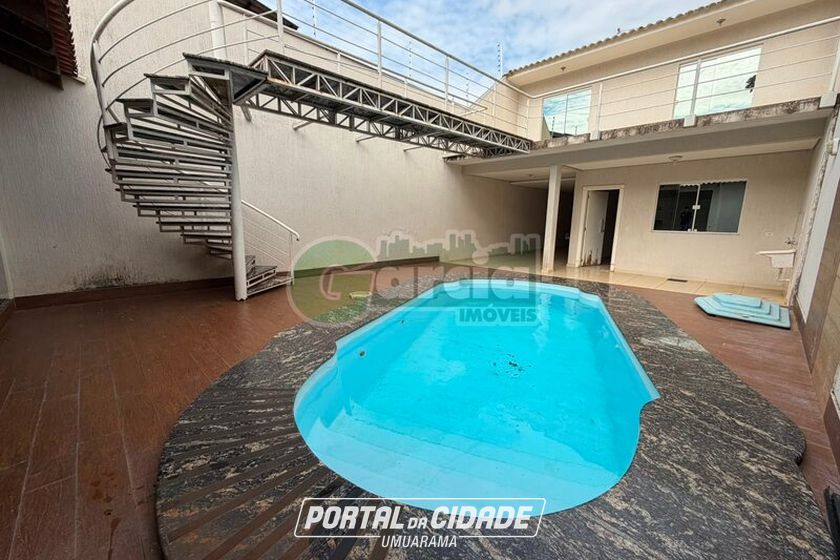 Sobrado para alugar - Zona III
