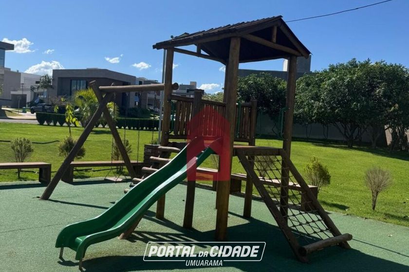 Casa &agrave; venda - 141m&sup2; - PAYSAGE ESSENZA CONDOM&Iacute;NIO