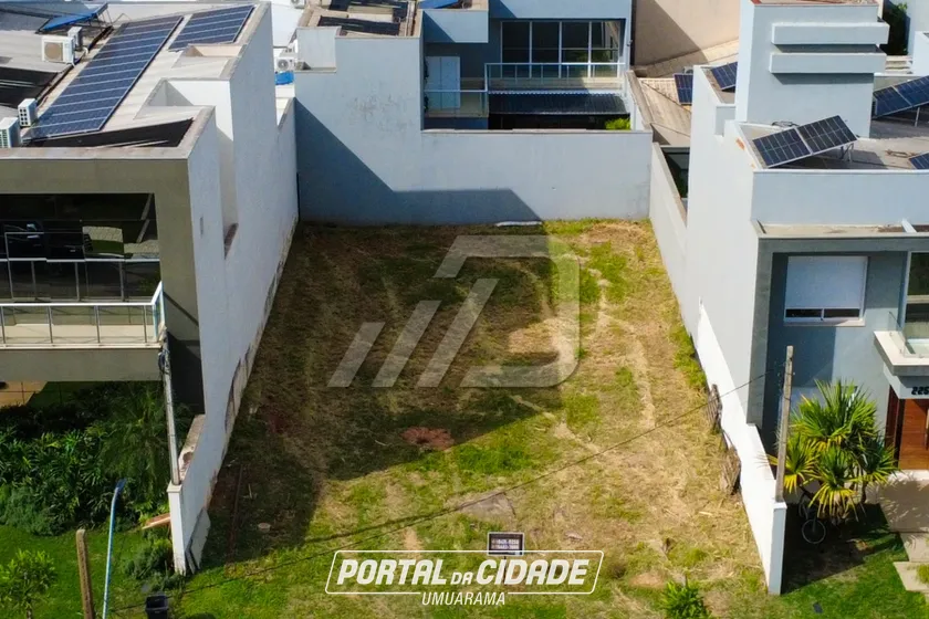 Terreno &agrave; venda - 338m&sup2; - Jardim Alphavile